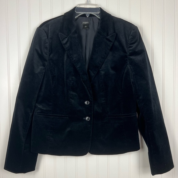 Ann Taylor Jackets & Blazers - Ann Taylor EUC Black Pea Coat with Scallop Back Size 16